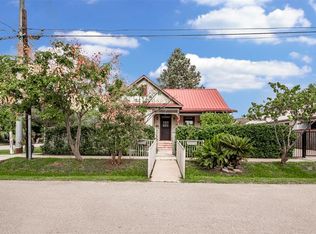 401 James St, Houston, TX 77009