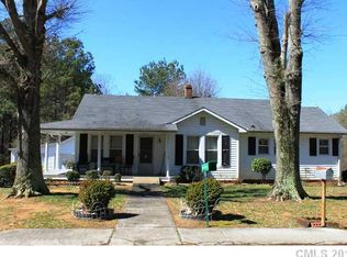 1001 McKnight St, Kannapolis, NC 28081