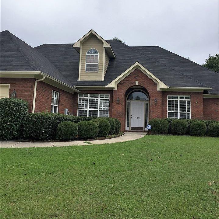 1st image of 122 Cannes Dr SE