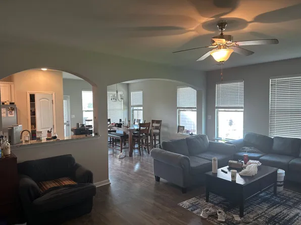 1332 Meridian Dr, Baton Rouge, LA 70820