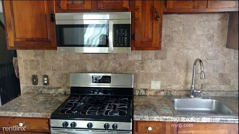 2nd image of 1168 Hyde Park Ave