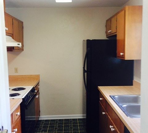 3rd image of 2125 Pecan Ln