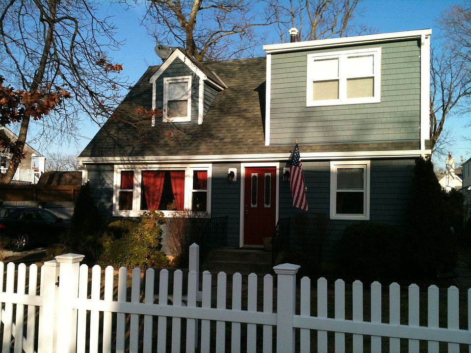 1st image of 3 14th St