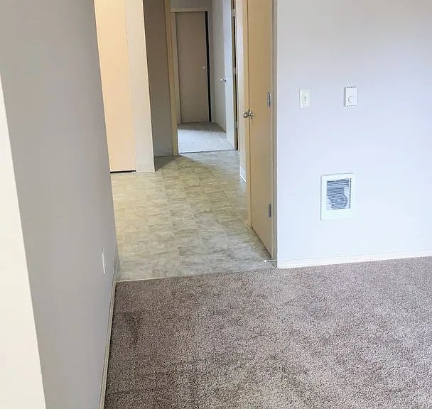 Parkside Apartments — Photo 82