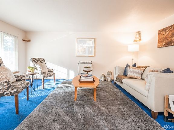 5th image of 305 Country Estates Dr W