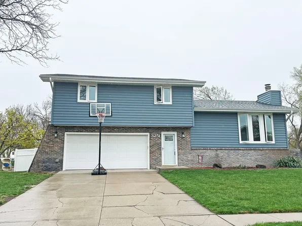 3251 21st Ave, Columbus, NE 68601