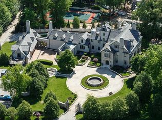 9 Brentmoor Park, Saint Louis, MO