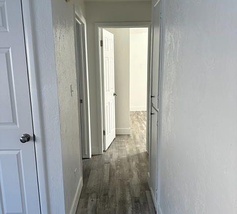 5th image of 661 Hansen Ave #2