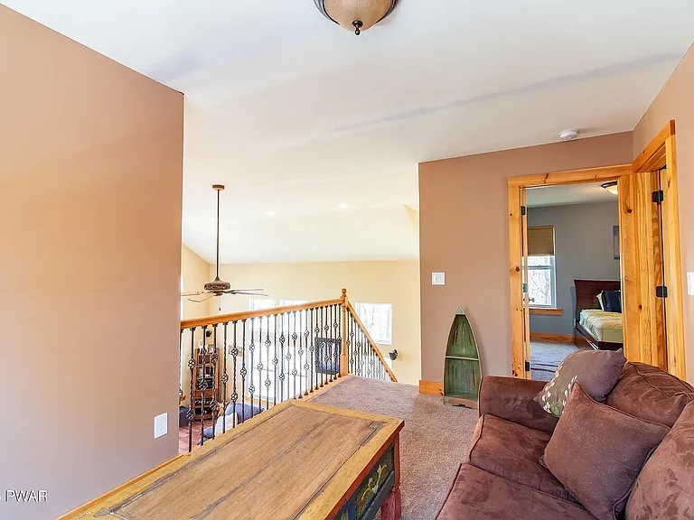 111 Woodcrest Dr — Photo 37