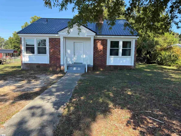 402 Pickens St, Joanna, SC 29351
