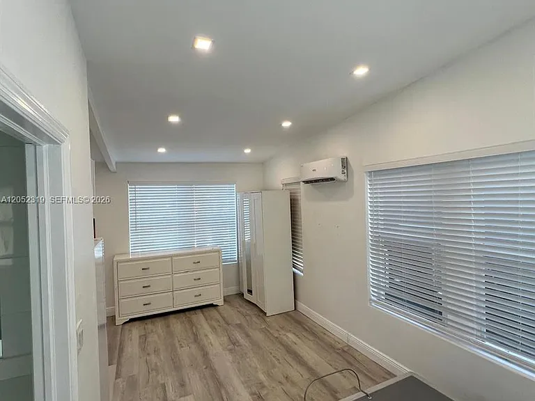 1612 Harrison St #11 — Photo 5