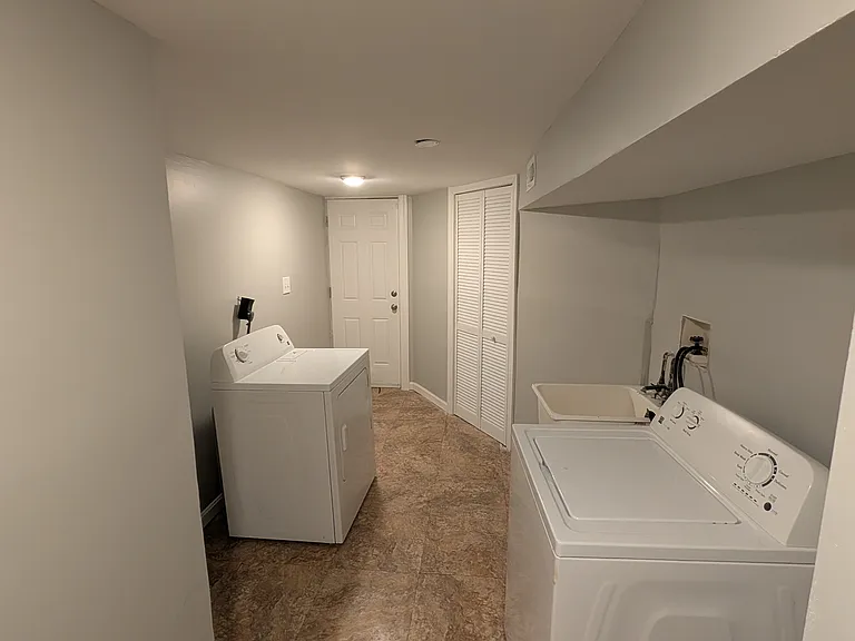 636 Lamont St NW — Photo 11