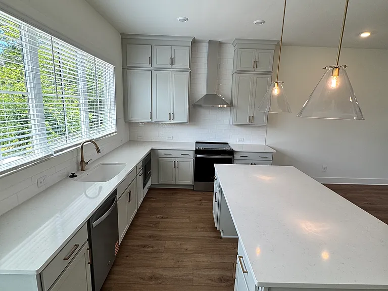2684 Mackintosh Ct — Photo 7