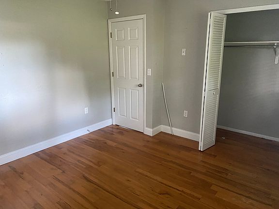 4th image of 4031 Condor Ln