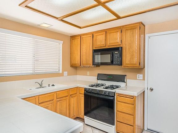 3rd image of 6716 Paljay Ct