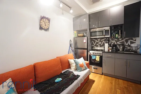 Rented by Rennit Inc. | media 22