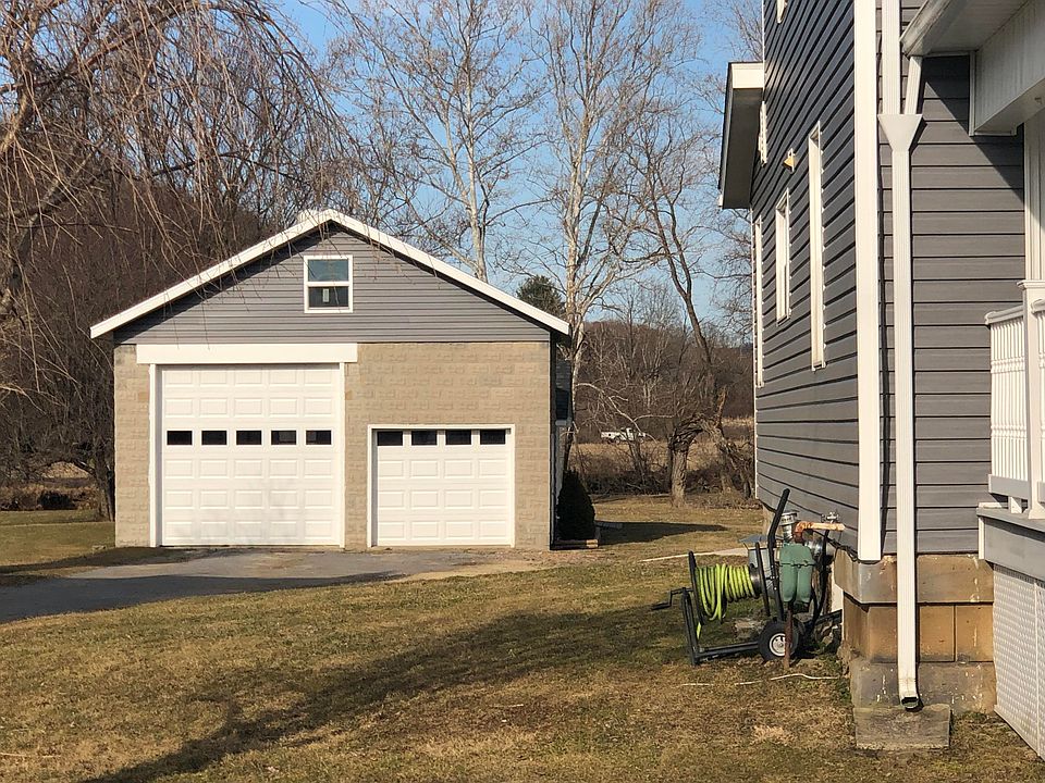 2nd image of 151 Main St