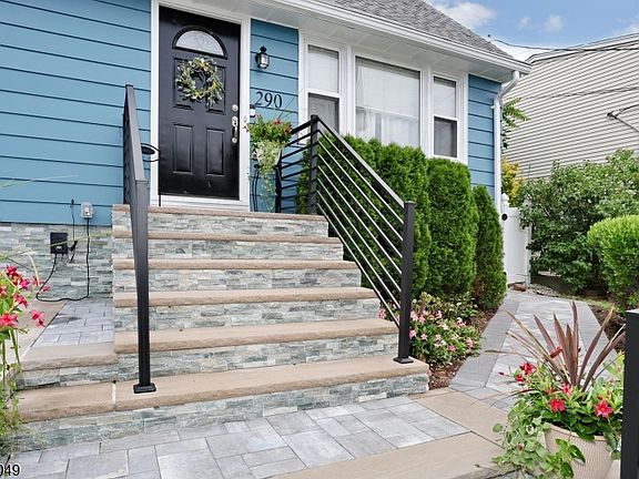 2nd image of 290 Malcolm Ave