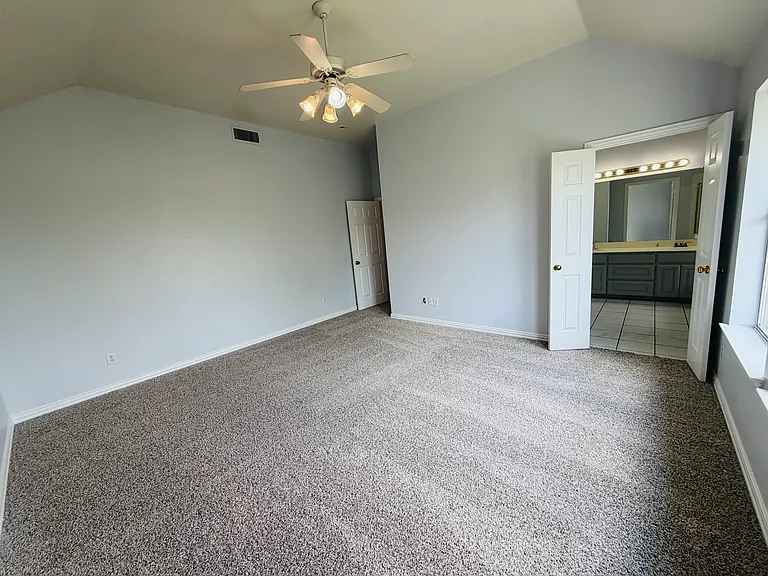 5728 Blackmon Ct — Photo 13