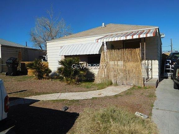 3rd image of 647 Bell Dr