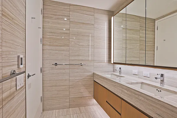 Rented by Oxford Property Group | media 17