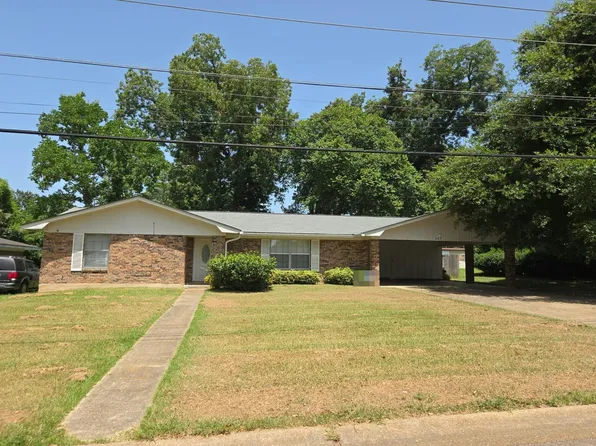202 Brookfield Dr, Natchez, MS 39120