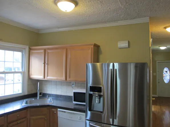 7709 Carroll Ave, Takoma Park, MD 20912