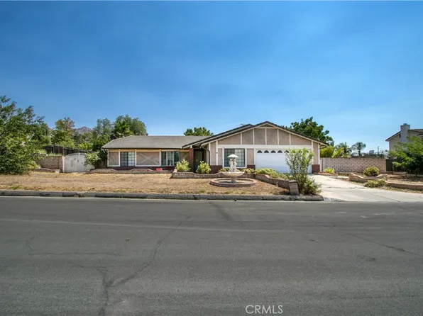 196 Owetzal Ln, Riverside, CA 92507