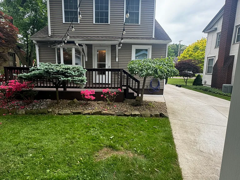 283 Oak St — Photo 20