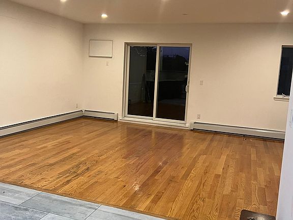3rd image of 8727 19th Ave #3