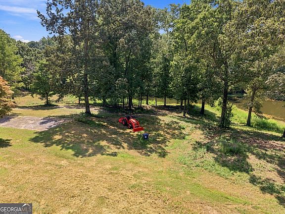 3rd image of 568 Franklin Goldmine Rd