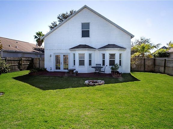 3rd image of 10609 Lakeside Vista Dr