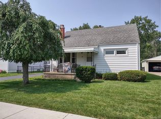 36 Petan Dr, Cheektowaga, NY 14225