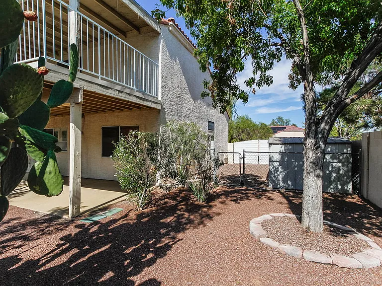 13 Sunmist Drive — Photo 15