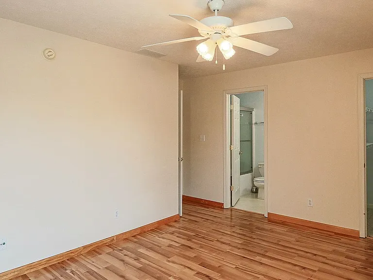 2623 E Oaklawn Ct — Photo 20