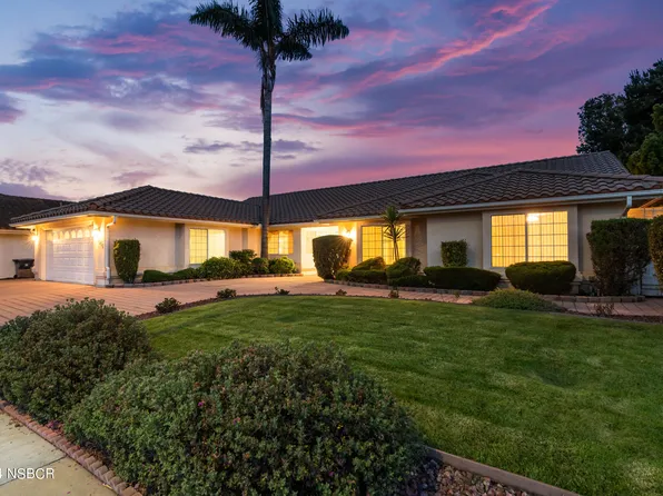 1646 Premier Ct, Santa Maria, CA 93454