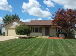 7285 Buist St, Jenison, MI 49428