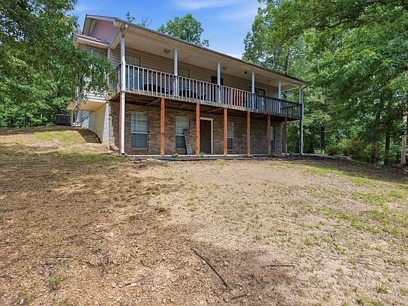 3rd image of 469 County Road 262