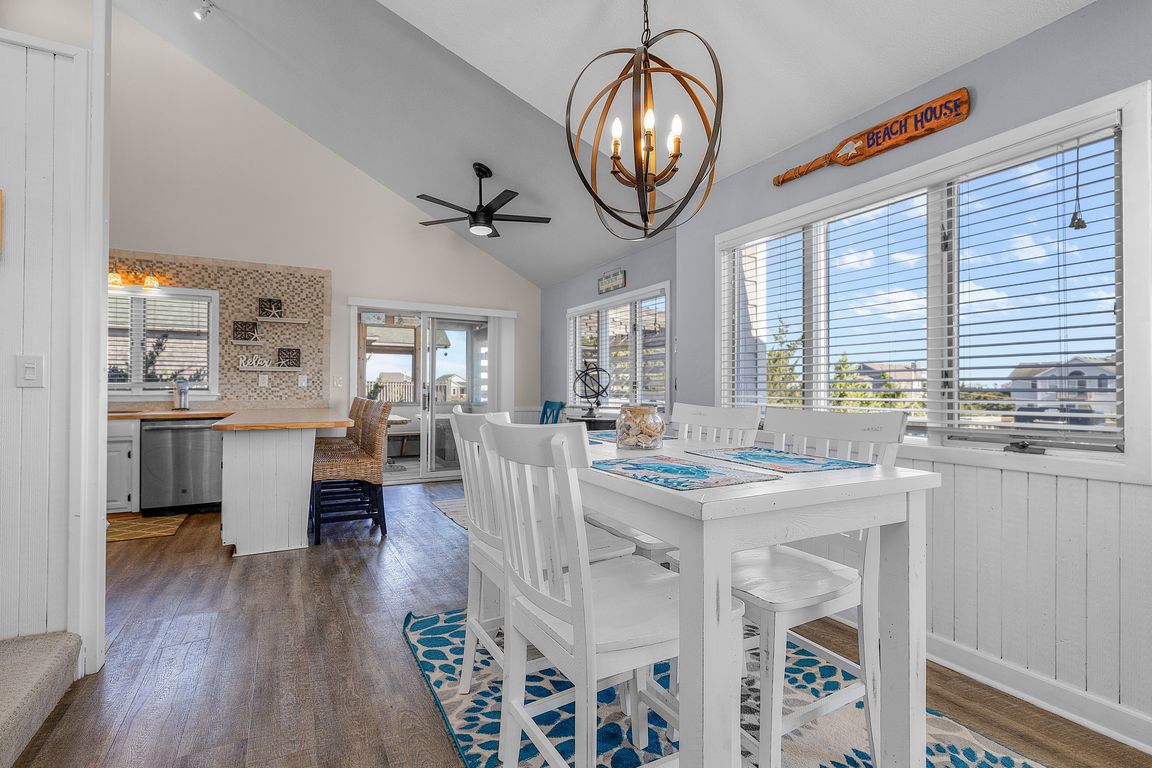 next background image