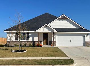 4211 Baccarat Ln, Sanger, TX 76266