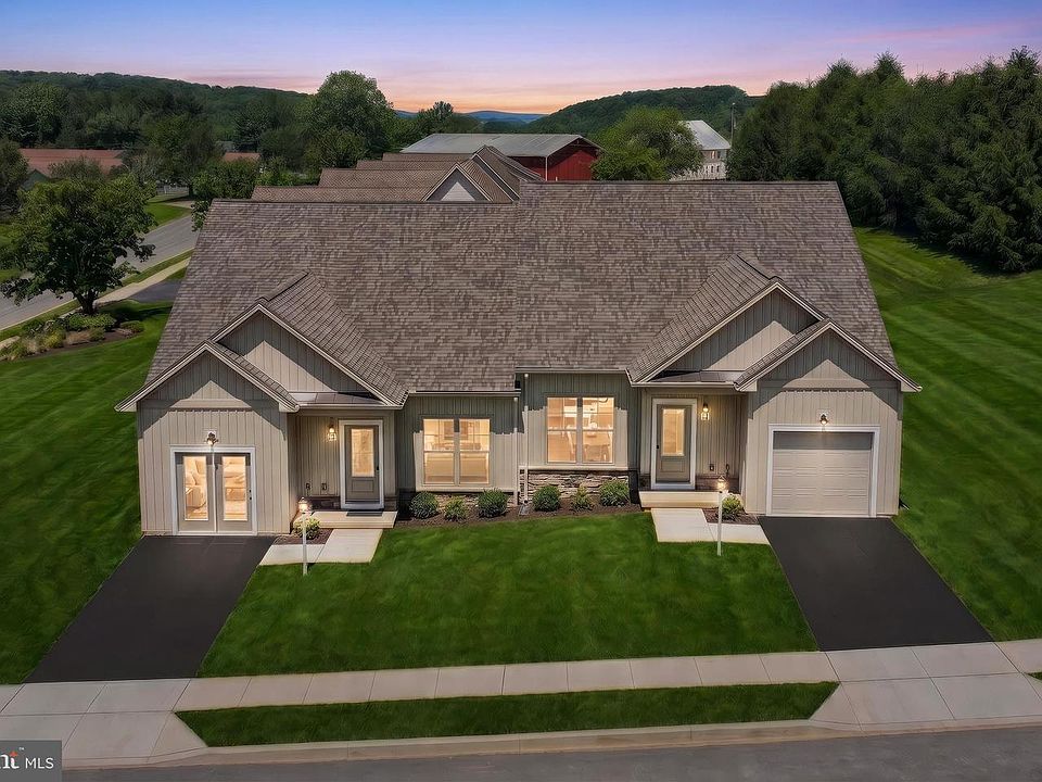 1st image of 124 Heather Glen Dr