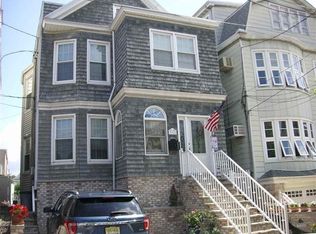 93 W 52nd St FLOOR 2, Bayonne, NJ 07002
