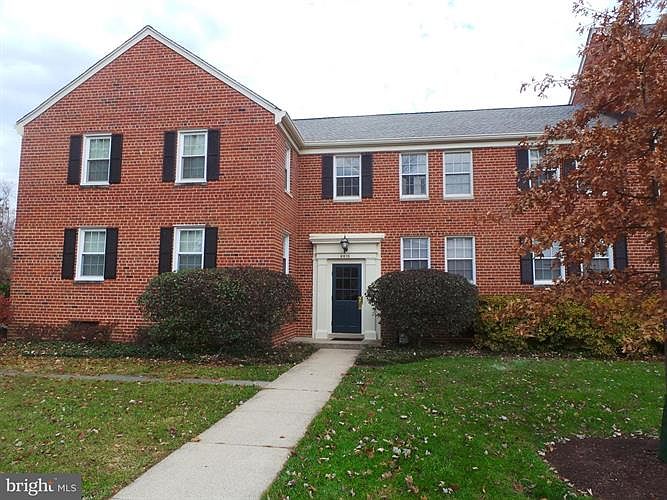 1st image of 6615 E Wakefield Dr APT B2