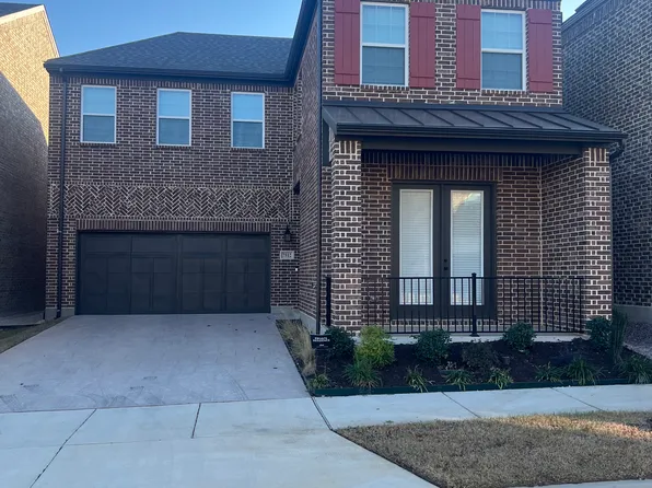 7512 Jones Dr, North Richland Hills, TX 76180
