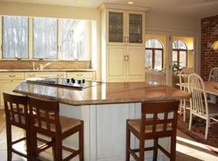 606 Swallow Holw, Wilmington, DE 19807