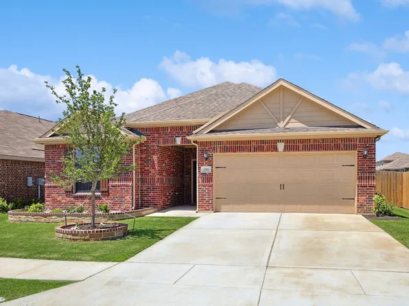 939 1st St, Sanger, TX 76266