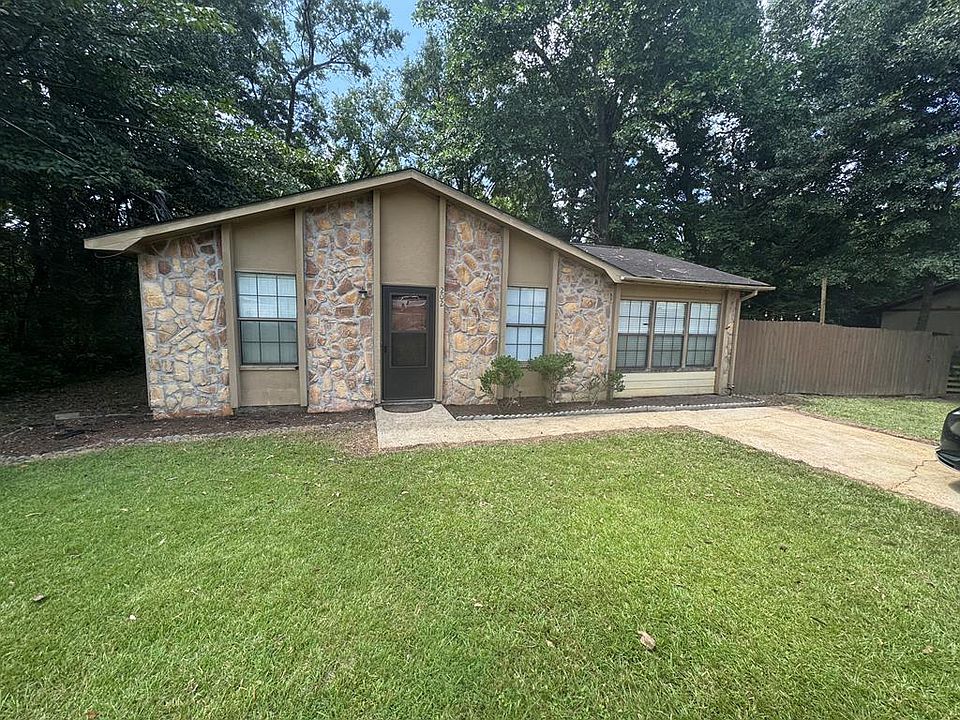 1st image of 202 Dale Dr