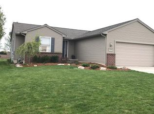580 Heartwood Ln, Saline, MI 48176