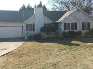 13 Laurel Cv, Cartersville, GA 30120