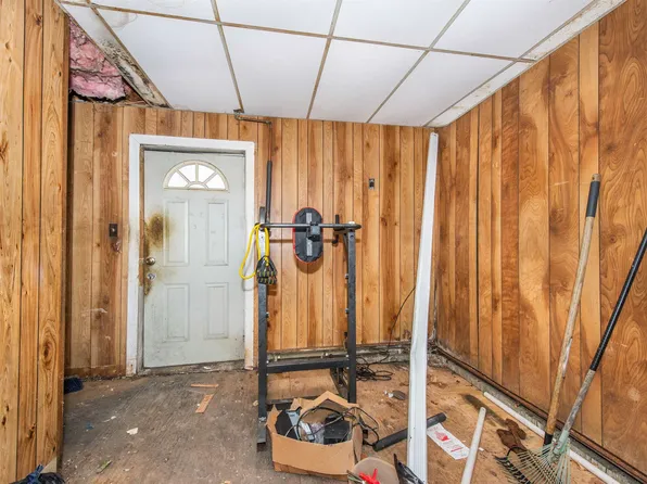 2608 Paterson Plank Road image 13 of 20